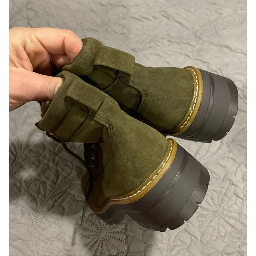 Time and Tru Army Green Snow Boots New 6 Women’s